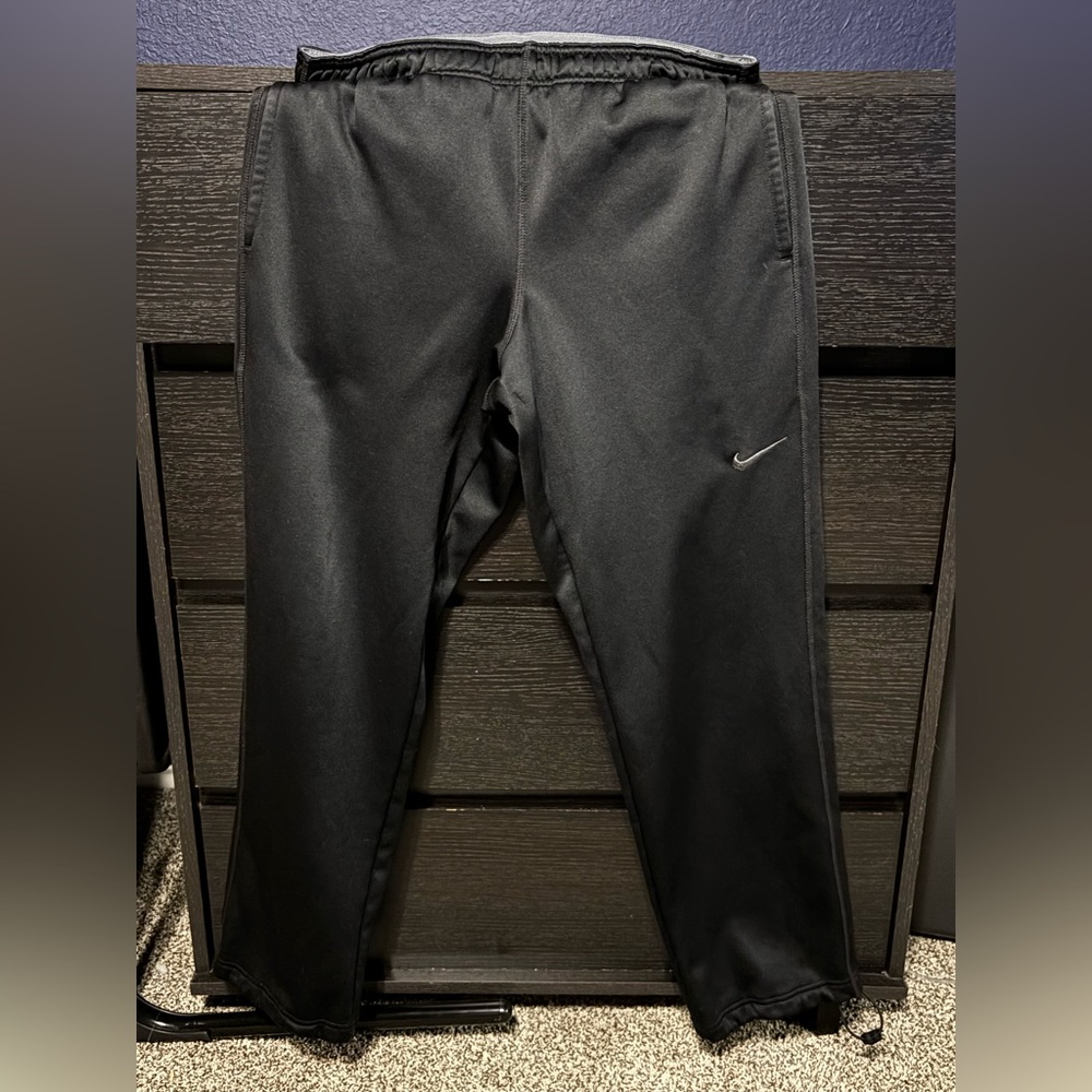 Nike Men's Black Joggers